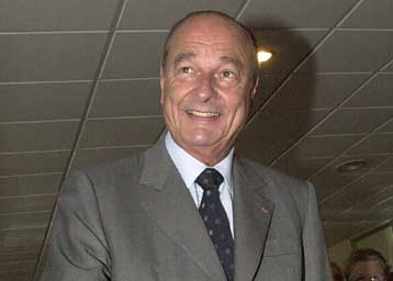 Την πλειοψηφία στη γαλλική Εθνοσυνέλευση κερδίζει η Δεξιά