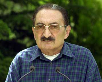 Η πολιτική αβεβαιότητα συνιστά απειλή για την οικονομία, προειδοποιούν Ετζεβίτ και ΔΝΤ