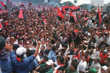 Παραστρατιωτικοί της Γουατεμάλα ζητούν έμπρακτη αναγνώριση των «υπηρεσιών» τους