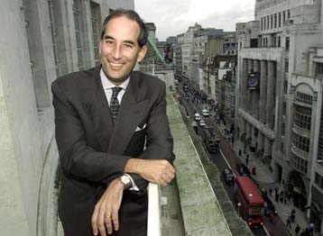 Νέες απολύσεις 650 υπαλλήλων ανακοίνωσε την Πέμπτη ο όμιλος Reuters