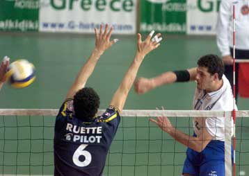 Στον Ολυμπιακό ο Πλάμεν Κονσταντίνοφ, που άφησε τον Ηρακλή