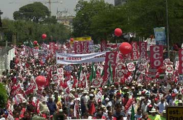 Παρέλυσε η Ισπανία από τη γενική απεργία την παραμονή της Συνόδου Κορυφής της ΕΕ