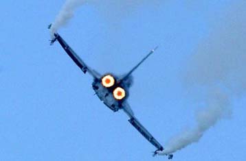 Πολιτική δόσεων στην αποπληρωμή οπλικών συστημάτων προωθεί το υπουργείο Αμυνας