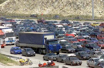 Στην ηπειρωτική Ελλάδα στρέφονται οι εκδρομείς για το τριήμερο του Αγίου Πνεύματος