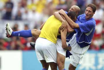 Φελίπε Σκολάρι: «Να μείνουμε ζωντανοί, να μη πεθάνουμε η μόνη σκέψη που είχαμε»