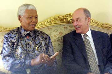 Γεύμα προς τιμήν του Νέλσον Μαντέλα παρέθεσε ο Πρόεδρος της Δημοκρατίας