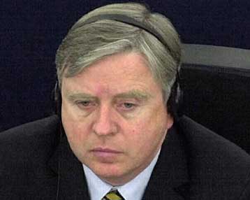 Να τηρηθεί το χρονοδιάγραμμα της διεύρυνσης, δηλώνει ο πρόεδρος του Ευρωκοινοβουλίου