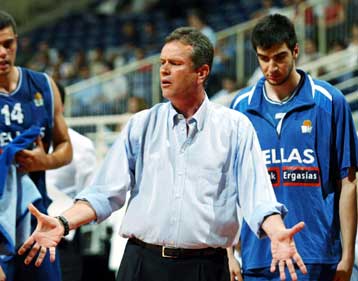 Επιστροφή μετ εμποδίων για την εθνική ομάδα μπάσκετ από τη Γένοβα