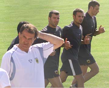 Ο υψηλός βαθμός ετοιμότητας στο Champions League στόχος της ΑΕΚ κατά τον Μπάγεβιτς