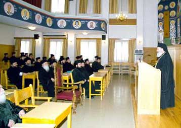 Τρόπους αξιοποίησης των διαθεσίμων της αναζητεί η Εκκλησία της Ελλάδος