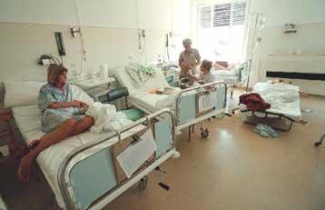 Ασφαλιστικά ακάλυπτο για εισαγωγή σε νοσοκομείο είναι το 6% των Ελλήνων