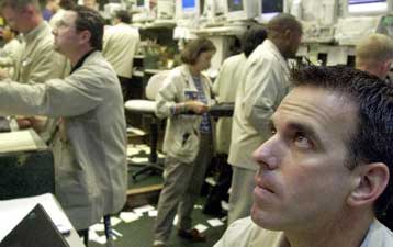 «Βουτιά» στις ευρωπαϊκές αγορές την Τετάρτη – Την απόλυτη ισοτιμία αγγίζει το ευρώ