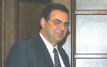 H φορολογική μεταρρύθμιση στο επίκεντρο της συνεδρίασης της Κυβερνητικής Επιτροπής