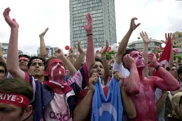 Υπερήφανοι οι Τούρκοι για την πορεία τους στο Παγκόσμιο Κύπελλο