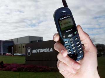 Η Motorola προχωρά σε περικοπή 7.000 θέσεων εργασίας
