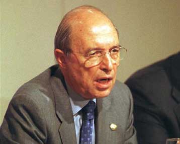 Στροφή της Κυβερνητικής Επιτροπής προς την πολιτική αποτροπής της λαθρομετάναστευσης