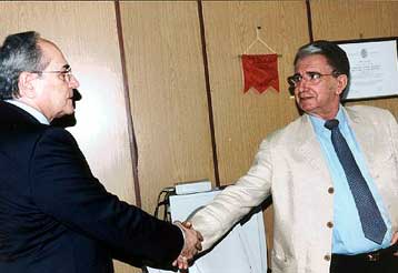 Παράνομη η πολιτική επιστράτευση των ναυτεργατών, κατά τον Ν.Κωνσταντόπουλο