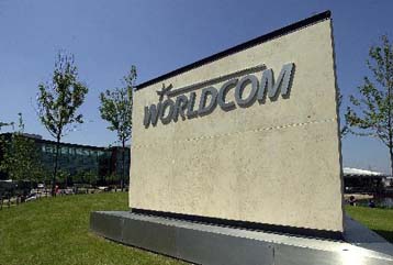 Τριγμοί σε όλες τις αγορές από το σκάνδαλο της WorldCom – Στα δικαστήρια η υπόθεση