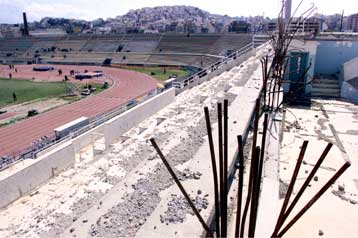 Δεν θα χρησιμοποιηθεί το στάδιο Καραϊσκάκη το 2004, ανακοίνωσε ο Λ.Νικολάου