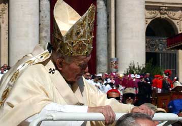 Τέλος στη φημολογία περί παραίτησης του Ιωάννη Παύλου του Β βάζει η Αγία Έδρα