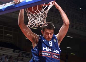 Ελεύθερος έμεινε ο Αντώνης Φώτσης από τους Μέμφις Γκρίζλις