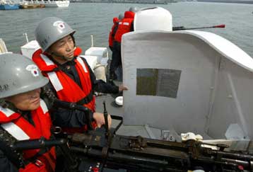 Βόρειος και Νότιος Κορέα αλληλοκατηγορούνται για το «θερμό επεισόδιο»