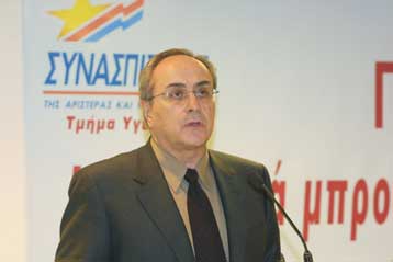 Η Αριστερά να αξιοποιήσει τα αδιέξοδα του ΠΑΣΟΚ, παροτρύνει ο Ν.Κωνσταντόπουλος