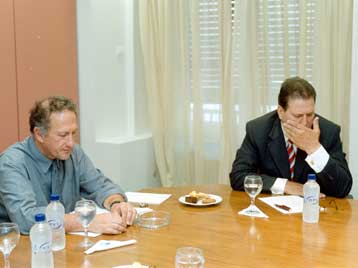 Στους 140.000 μειώθηκαν οι διπλοεγγεγραμμένοι στους εκλογικούς καταλόγους