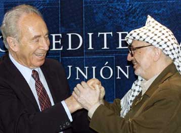 Αναξιόπιστος συνομιλητής για την ειρήνη ο Αραφάτ δηλώνει τώρα και ο Σιμόν Πέρες