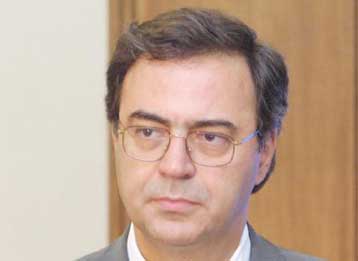 Υψηλότερο κατά 5,2% το δημόσιο χρέος το 2001, σύμφωνα με τις νέες οδηγίες της Eurostat