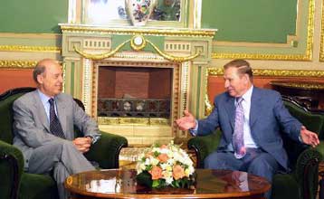 Για τις σχέσεις ΕΕ και χωρών ανατολικής Ευρώπης μίλησε ο Κ.Σημίτης στην Ουκρανία