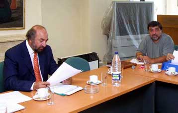 Ανοικτό παραμένει το χρονοδιάγραμμα για το μισθολόγιο των δημοσίων υπαλλήλων