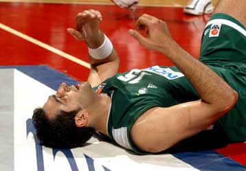 Στο πλευρό του Γιάννη Γιαννούλη ο Σύνδεσμος αθλητών καλαθοσφαίρισης