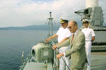 Πλήρως ικανοποιημένος ο Πρόεδρος της Δημοκρατίας από την επιθεώρηση του στόλου