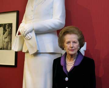 Ανδρας αποκεφάλισε το μαρμάρινο ομοίωμα της Μάργκαρετ Θάτσερ