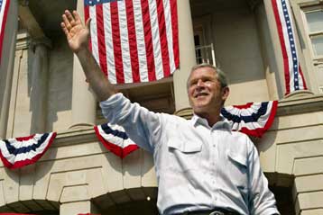 Ενωμένοι θα αντιμετωπίσουμε την τρομοκρατία, είπε ο Μπους στους Αμερικανούς πολίτες