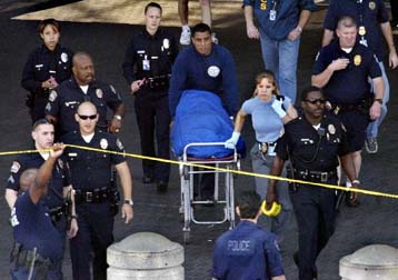 Μεμονωμένο περιστατικό ήταν η επίθεση στο αεροδρόμιο του Λος Αντζελες, κατά το FBI