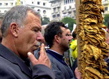 Για εναρμονισμένη τιμολογιακή πρακτική κατηγορούνται τέσσερις καπνοβιομηχανίες