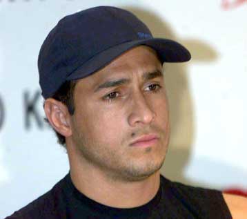 Στην Κύπρο και συγκεκριμένα στην ΑΕΛ ο Λουτσιάνο