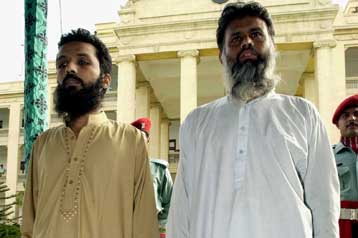 Τρεις ύποπτοι για την επίθεση στο αμερικανικό προξενείο συνελήφθησαν στο Πακιστάν