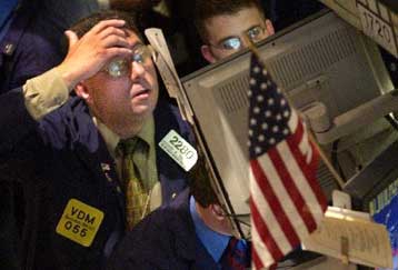 Μειωμένοι Nasdaq και Dow Jones στο κλείσιμο της Δευτέρας