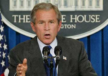 Αυστηρότερα μέτρα για την εταιρική διαφθορά αναγγέλλει ο Τζορτζ Μπους