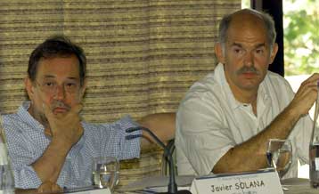 Οι εξελίξεις στην Τουρκία και ο ευρωστρατός τέθηκαν στη συνάντηση Σολάνα-Παπανδρέου