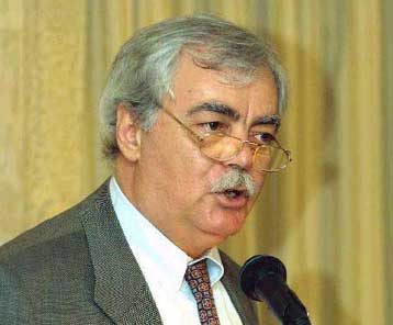 Την αναστολή εφαρμογής της ρύθμισης κλεισίματος των χρήσεων 1993-1998 ζητά η ΓΣΕΒΕΕ