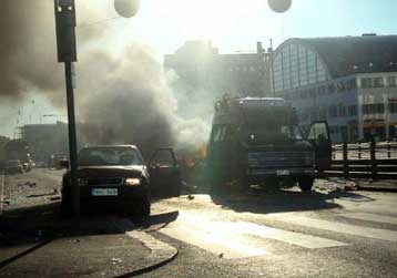 Ένας νεκρός από έκρηξη παγιδευμένου αυτοκινήτου κοντά στη συναγωγή του Ελσίνκι