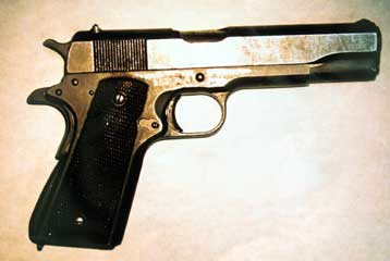 Το 45άρι όπλο της Πάτμου «μίλησε» – Προσαγωγή τεσσάρων αδελφών του Σάββα Ξηρού