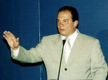 Το μέλλον των Βαλκανίων στο επίκεντρο της συνάντησης Καραμανλή – Κοστούνιτσα