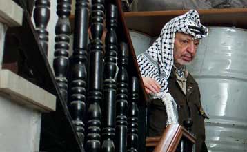 Διαφωνούν απόλυτα ΟΗΕ, ΕΕ και Ρωσία με την αξίωση Μπους περί απομάκρυνσης του Αραφάτ