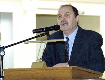 «Μήνυμα» προς τους Έλληνες επενδυτές για τοποθετήσεις στο ΧΑΑ έστειλε ο Π.Αλεξάκης