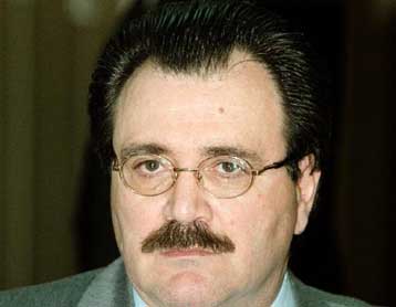 Παρέμβαση των χρηματιστών για τον τερματισμό της κρίσης στη Σοφοκλέους